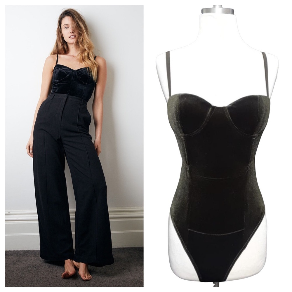 Olivaceous grey sweetheart balconette boddice corset velvet bodysuit, L
